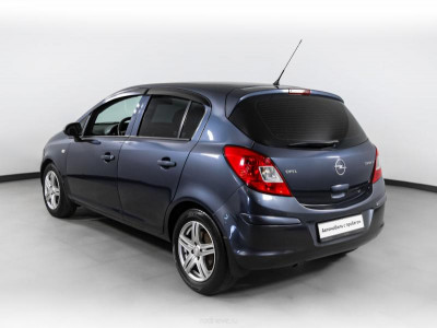 Opel Corsa 1.4 AT (90 л. с.)