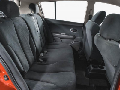 Nissan Tiida 1.6 MT (110 л. с.)