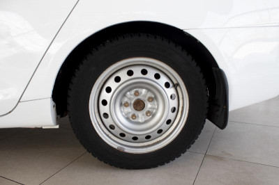 Geely Emgrand EC7 1.8 MT (126 л. с.)