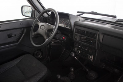 LADA 4x4 3 дв. 1.7 MT 8 кл. (Евро-4) (83 л. с.)