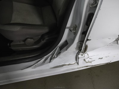 Chevrolet Cobalt 1.5 MT (106 л. с.)