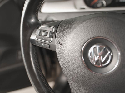 Volkswagen Passat CC 1.8 AT (152 л.с.)