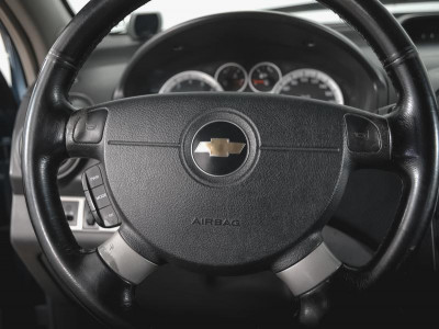 Chevrolet Aveo 1.4 AT (94 л.с.)