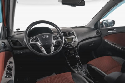 Hyundai Solaris 1.6 AT (123 л. с.)