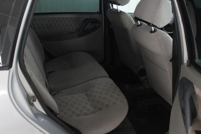 LADA Kalina 1.4 MT 16 кл (Евро-3) (89 л. с.)