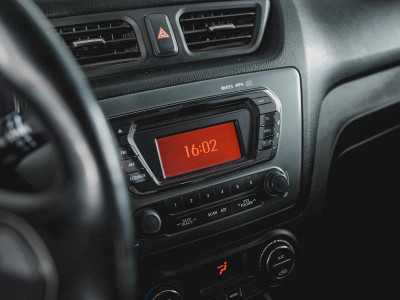 Kia Rio 1.6 6MT (123 л. с.)