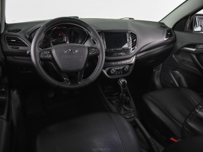LADA Vesta 1.6 MT (106 л. с.)