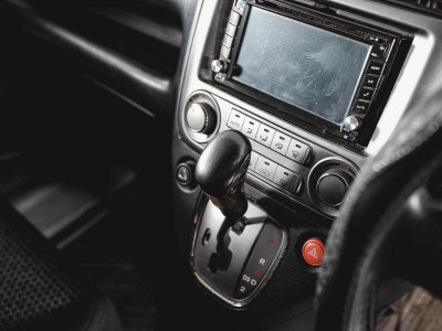 Honda Stream 1.7 AT (130 л. с.)