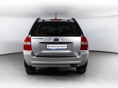 Kia Sportage 2.0 AT (142 л.с.) 4WD