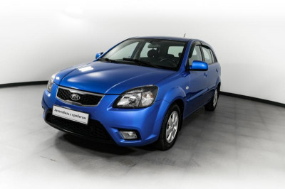 Kia Rio 1.4 AT (97 л. с.)