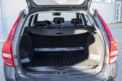 Kia Ceed 1.6 AT (122 л. с.)