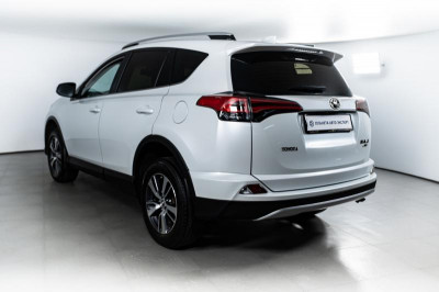 Toyota RAV4 2.0 CVT 4WD (146 л. c.)