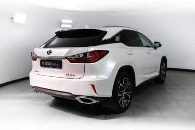 Lexus RX 300 AT AWD (238 л.с.)