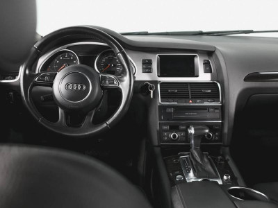 Audi Q7 3.0 AT (272 л.с.) 4WD