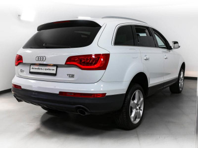 Audi Q7 3.0 AT (272 л.с.) 4WD