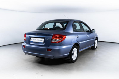Kia Rio 1.5 MT (97 л. с.)