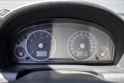 Ford Mondeo 1.8 MT (125 л. с.)