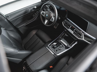 BMW X7 xDrive30d Steptronic (249 л.с.)