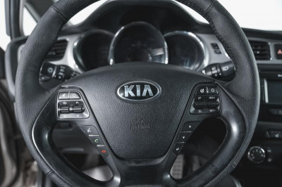 Kia Ceed 1.6 AT (129 л. с.)