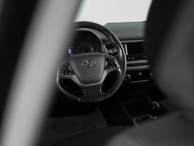 Hyundai Solaris 1.6 MT (123 л.с.)