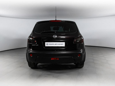Nissan Qashqai 2.0 CVT (141 л. с.)