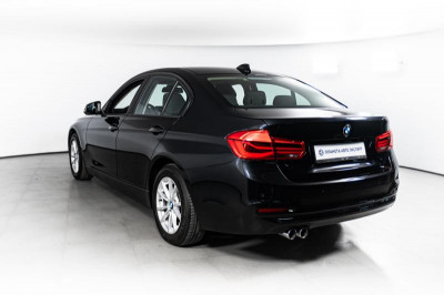 BMW 3 серия 320i AT (184 л. с.)