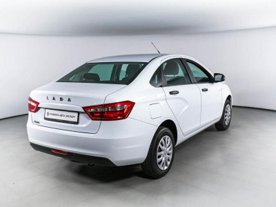 LADA Vesta 1.6 MT (106 л. с.)