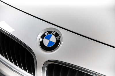 BMW 3 серия 320i AT (184 л. с.)