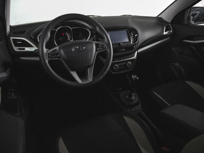 LADA Vesta SW Cross 1.8 AMT (122 л.с.)