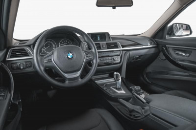 BMW 3 серия 320i AT (184 л. с.)