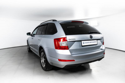 ŠKODA Octavia 1.4 TSI DSG (140 л. с.)
