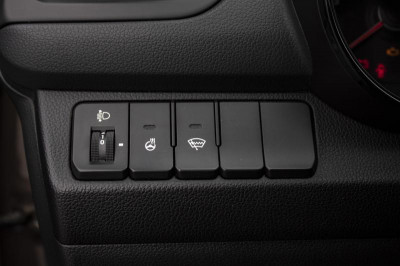 Kia Rio 1.6 AT (123 л. с.)