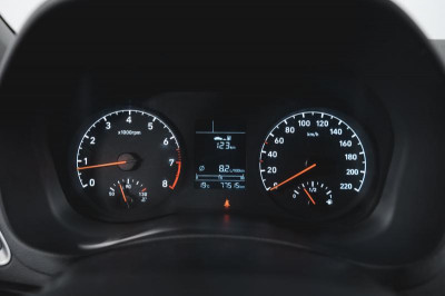 Hyundai Solaris 1.4 MT (100 л.с.)