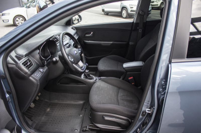 Kia Rio 1.6 6MT (123 л. с.)