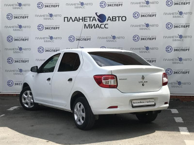 Renault Logan 1.6 MT (82 л. с.)