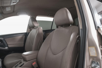 Toyota RAV4 2.0 AT (152 л.с.) 4WD