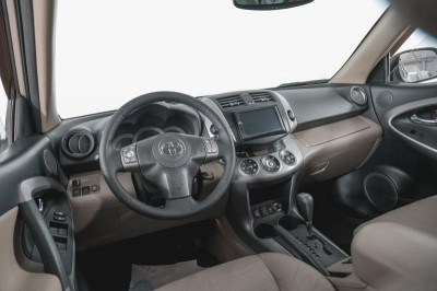 Toyota RAV4 2.0 AT (152 л.с.) 4WD