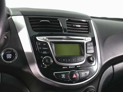 Hyundai Solaris 1.6 AT (123 л. с.)