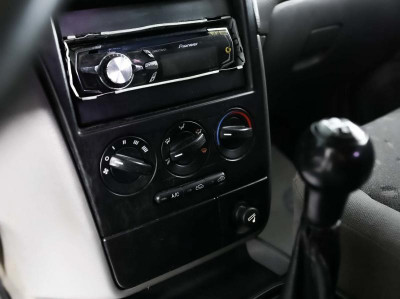 Kia Spectra 1.6 MT (101 л. с.)