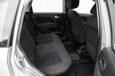 Ford Fiesta 1.4 AT (80 л.с.)