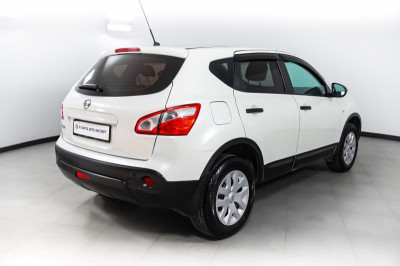 Nissan Qashqai 1.6 MT (114 л. с.)