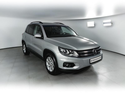 Volkswagen Tiguan 2.0d AT (140 л.с.) 4WD