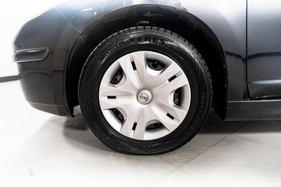 Nissan Tiida 1.6 MT (110 л. с.)