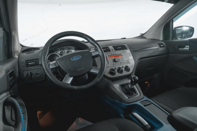 Ford Kuga 2.0 TDCi MT AWD (136 л. с.)