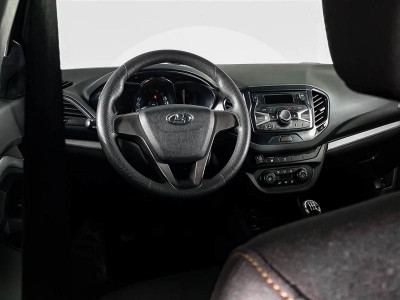LADA Vesta 1.6 MT (106 л. с.)