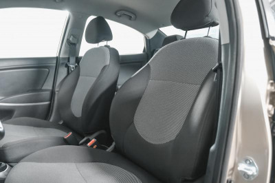 Hyundai Solaris 1.6 MT (123 л. с.)