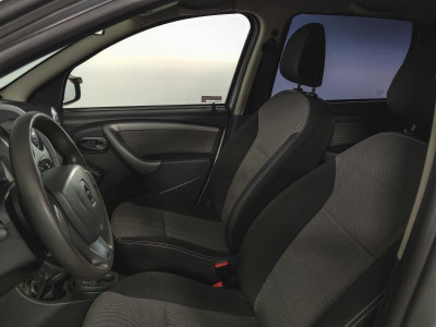 Renault Duster 2.0 AT 4x4 (143 л. с.)