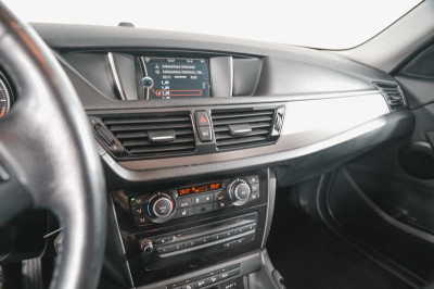 BMW X1 20i 2.0 AT (184 л.с.) 4WD