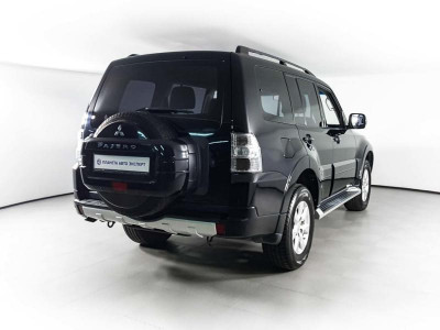Mitsubishi Pajero 3.0 AT AWD (178 л. с.)