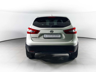 Nissan Qashqai 1.2 DIG-T MT (115 л. с.)